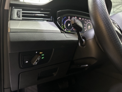VW Passat GTE AHK Navi LED PDC DAB+ SHZ ACC 