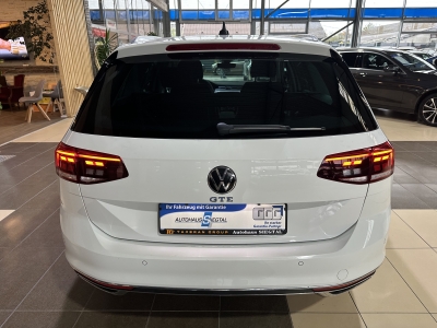 VW Passat GTE AHK Navi LED PDC DAB+ SHZ ACC 