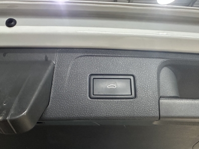 VW Passat GTE AHK Navi LED PDC DAB+ SHZ ACC 