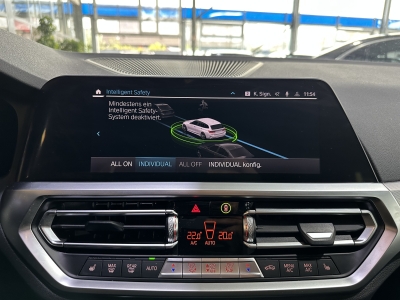 BMW 330 e M Sport Performance LED Ambiente-Licht PDC