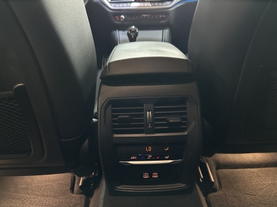 BMW 330 e M Sport Performance LED Ambiente-Licht PDC