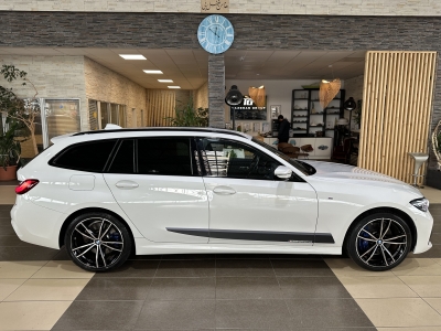 BMW 330 e M Sport Performance LED Ambiente-Licht PDC