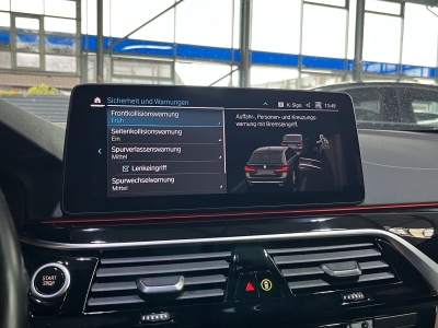 BMW 530 e Sport Leder Ambiente  Navi LED dig.Cockpit