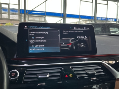 BMW 530 e Sport Leder Ambiente  Navi LED dig.Cockpit