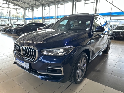 BMW X5 xDrive 30 d xLine Pano. HUD LED Leder AHK SHZ