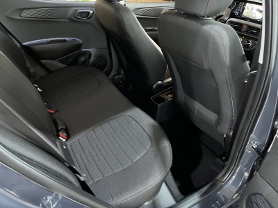 Hyundai i10 Pure dig.Cockpit Navi R.Cam PDC Klima DAB