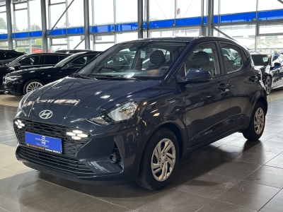 Hyundai i10 Pure dig.Cockpit Navi R.Cam PDC Klima DAB