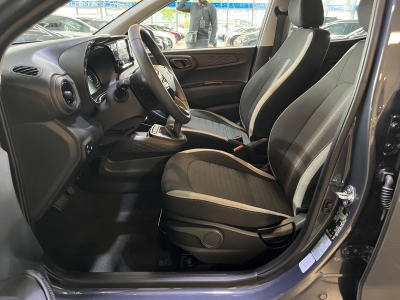Hyundai i10 Pure dig.Cockpit Navi R.Cam PDC Klima DAB