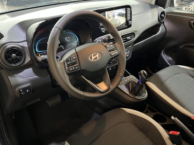 Hyundai i10 Pure dig.Cockpit Navi R.Cam PDC Klima DAB