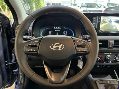 Hyundai i10 Pure dig.Cockpit Navi R.Cam PDC Klima DAB