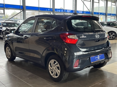 Hyundai i10 Pure dig.Cockpit Navi R.Cam PDC Klima DAB
