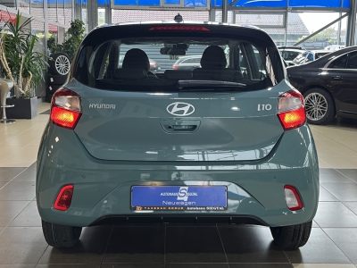 Hyundai i10 Pure dig.Cockpit Navi R.Cam PDC Klima DAB