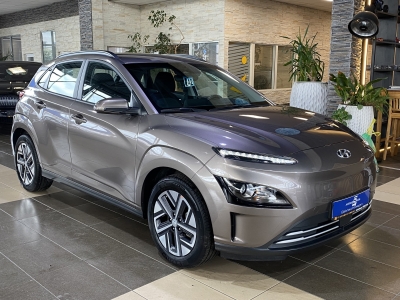 Hyundai KONA Select dig.Cockpit ACC R.Cam PDC SHZ DAB+