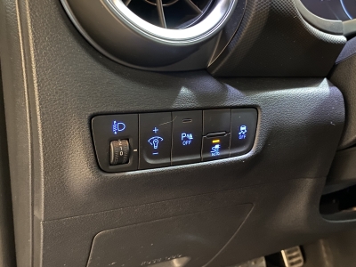 Hyundai KONA Select dig.Cockpit ACC R.Cam SHZ SOH:98%