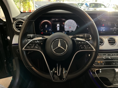 Mercedes-Benz E 300 de 4Matic Avantgarde Pano. Burmester AHK 