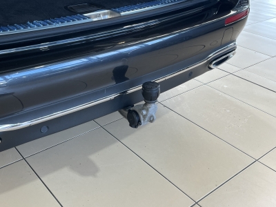 Mercedes-Benz E 300 de 4Matic Avantgarde Pano. Burmester AHK 