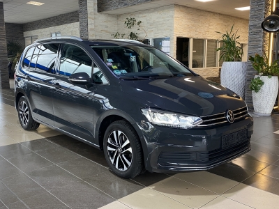VW Touran United*LED*SHZ*Navi*Pano*DAB+*R.Cam