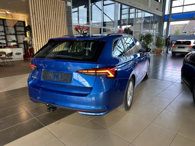 Skoda Octavia 1.5TSI*Selection*SHZ*Navi*R.Cam*AHK