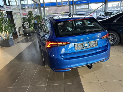 Skoda Octavia 1.5TSI*Selection*SHZ*Navi*R.Cam*AHK