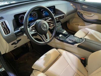 Mercedes-Benz EQC 400 4Matic*SHZ*AHK*Navi*LED*360Cam*