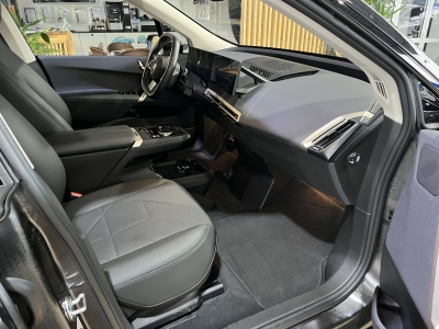 BMW iX 40 xDrive*360Cam*SHZ*LED*Navi*CarPlay*ACC*