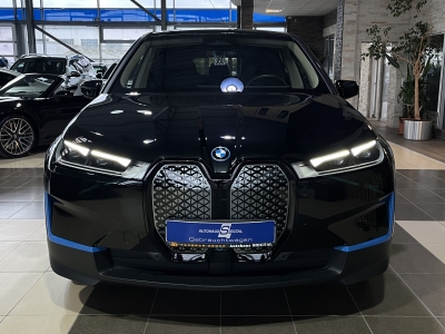BMW iX 40 xDrive*360Cam*SHZ*LED*Navi*CarPlay*ACC*