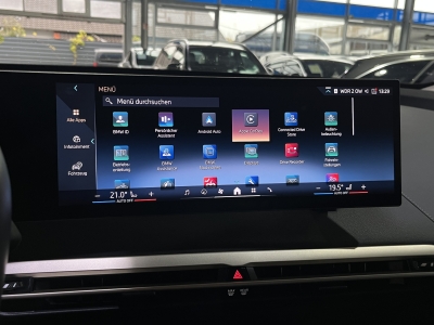BMW iX 40 xDrive*360Cam*SHZ*LED*Navi*CarPlay*ACC*