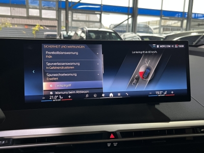 BMW iX 40 xDrive*360Cam*SHZ*LED*Navi*CarPlay*ACC*