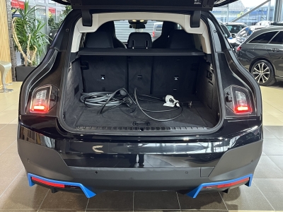 BMW iX 40 xDrive*360Cam*SHZ*LED*Navi*CarPlay*ACC*