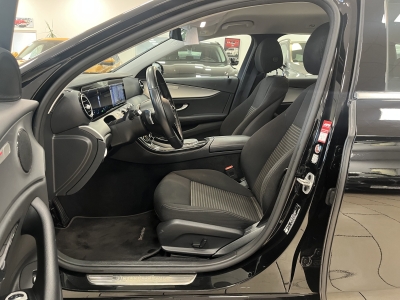 Mercedes-Benz E 300 Mild-Hybrid*ACC*LED*Navi*R.Cam*SHZ*CarPlay