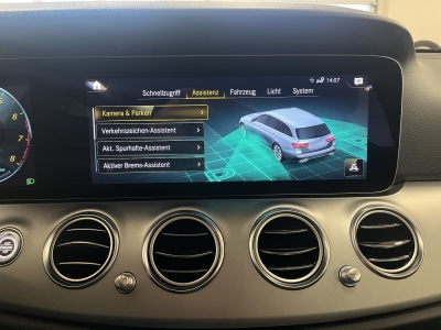 Mercedes-Benz E 300 Mild-Hybrid*ACC*LED*Navi*R.Cam*SHZ*CarPlay