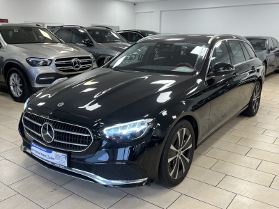Mercedes-Benz E 300 Mild-Hybrid*ACC*LED*Navi*R.Cam*SHZ*CarPlay