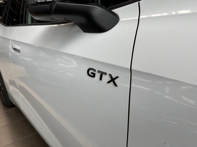 VW ID.4 GTX 4Motion Wärmepumpe Matrix-LED Navi ACC