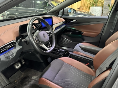 VW ID.4 Pro Performance Family AHK Wärmepumpe LED