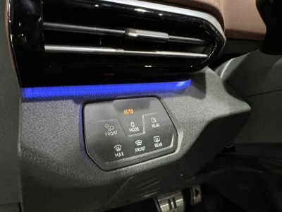 VW ID.4 Pro Performance Family AHK Wärmepumpe LED