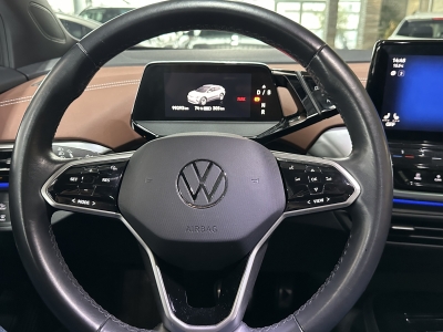 VW ID.4 Pro Performance Family AHK Wärmepumpe LED