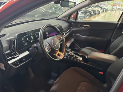 Kia Sportage 4WDHybrid AHK NSCC R.Cam Navi Winter paket