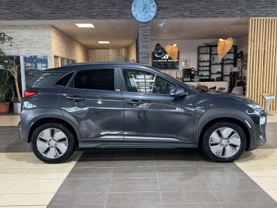 Hyundai KONA Plus ACC Navi LED R.Cam Wärmepumpe SHZ PDC 