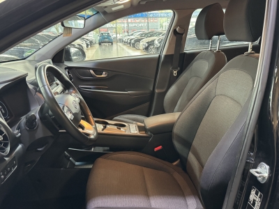 Hyundai KONA Select dig.Cockpit ACC R.Cam PDC SHZ DAB+