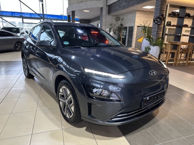 Hyundai KONA Select dig.Cockpit ACC R.Cam PDC SHZ PDC