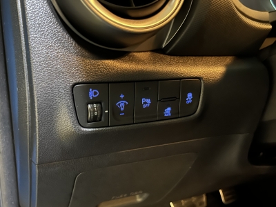 Hyundai KONA Select dig.Cockpit ACC R.Cam SHZ PDC DAB+