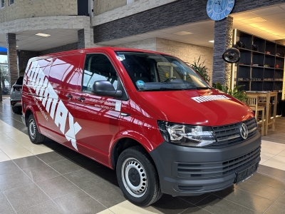 VW T6 Transporter lang Würth-Regale Klima 3-Sitzer