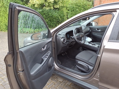 Hyundai KONA Select dig.Cockpit ACC R.Cam PDC SHZ DAB+