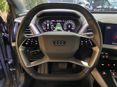 Audi Q4 40 e-tron 82 kWh LED MMI-Navi Plus SHZ PDC  