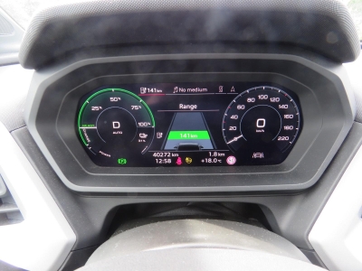 Audi Q4 40 e-tron 82 kWh LED MMI-Navi Plus SHZ PDC  