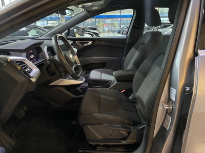 Audi Q4 40 e-tron 82 kWh LED MMI-Navi Plus SHZ PDC  