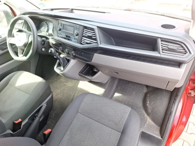 VW Transporter 3,20 t Komfort Plus Würth-Regale PDC