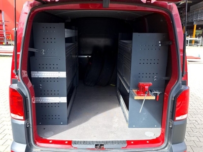 VW Transporter 3,20 t Komfort Plus Würth-Regale PDC