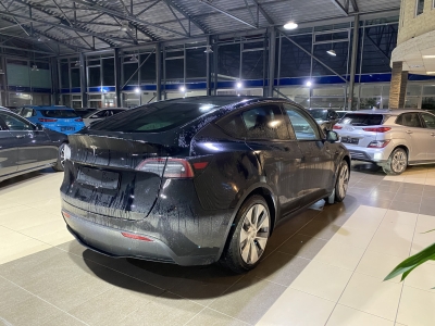 Tesla Model Y Pano Leder ACC Wärmepumpe LED Navi R.Cam
