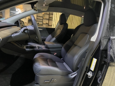 Tesla Model Y Pano Leder ACC Wärmepumpe LED Navi R.Cam